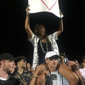 Meet your Posher, Jasmine